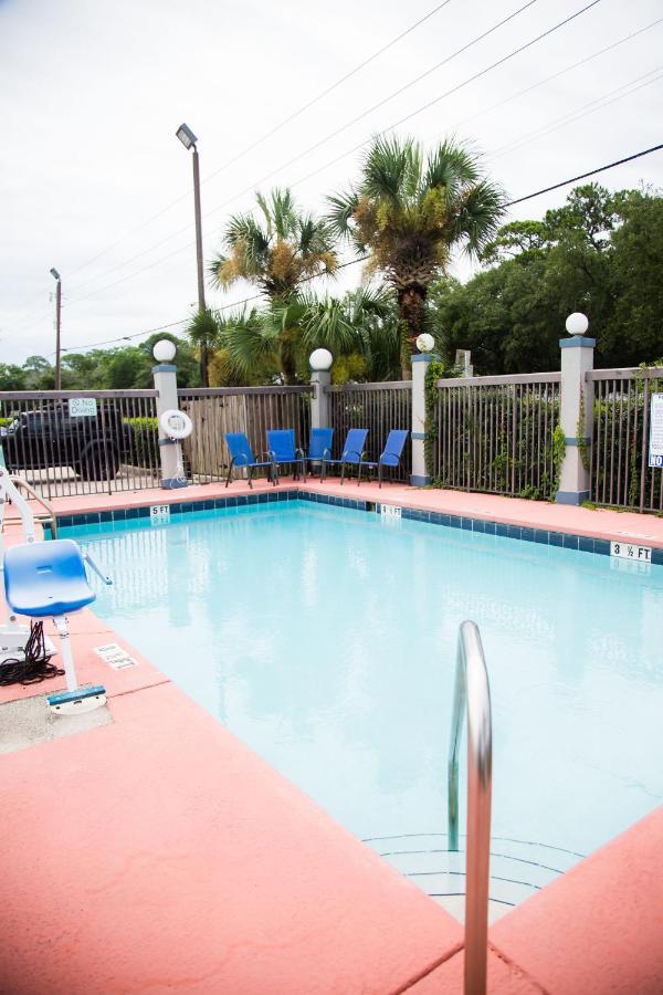 Baymont By Wyndham Fort Walton Beach Mary Esther Buitenkant foto